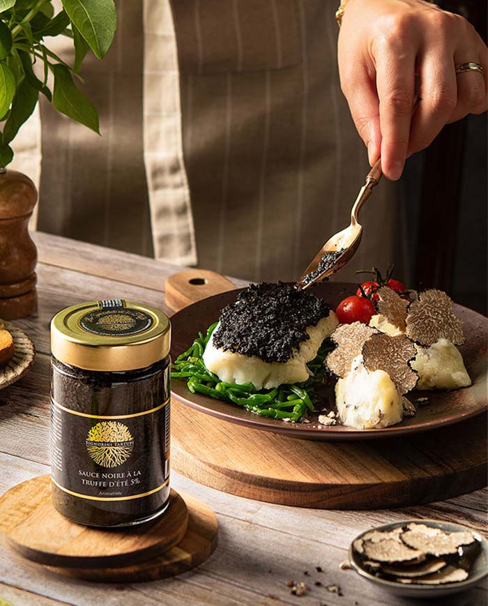 Sauce noire à la truffe d’été 5% aromatisée