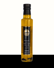 Préparation à base d'huile d'olive vierge extra aromatisée à la truffe noire et lamelles