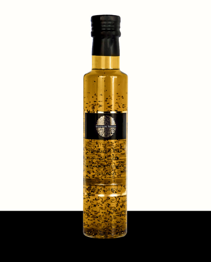 Kulinarische Zubereitung auf Basis von nativem Olivenöl extra, aromatisiert mit Sommertrüffel