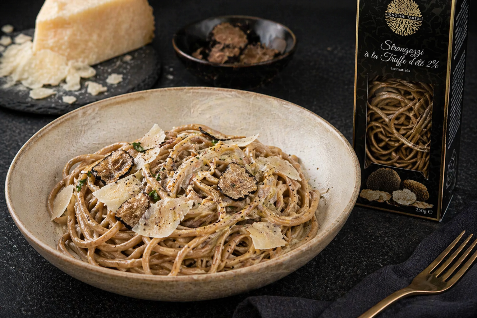 Strangozzi à la Truffe d’Été, Crème de Parmesan